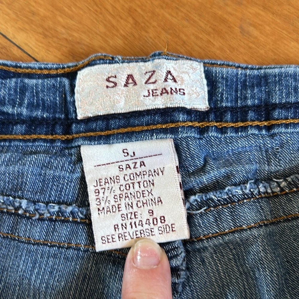 Saza Jeans out of LA - Picture 4 of 10
